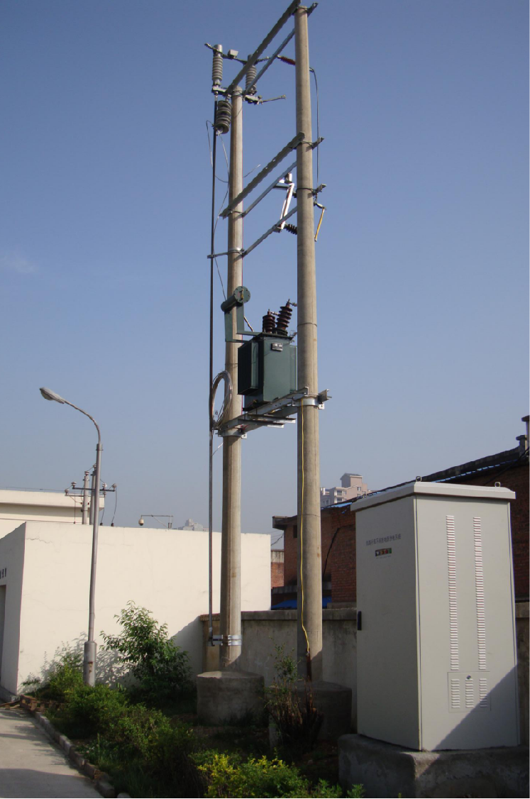 鐵路大功率高精度寬幅穩壓電源系統